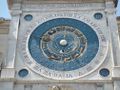 Astronomische Uhr am Uhrenturm in Padua.jpg