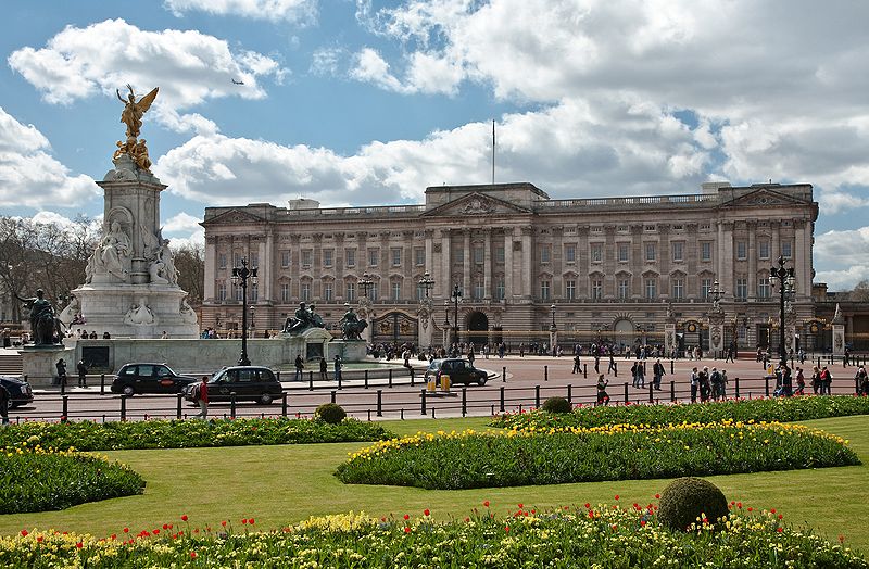 Datei:Buckingham Palace London.jpg