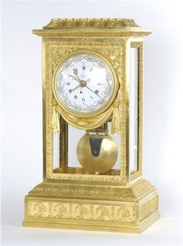 DateiLepaute à Paris.jpg WatchWiki