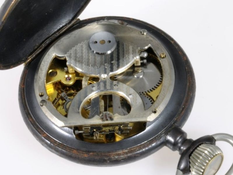 Datei:Altitudo, Werk Nr. 5957, 56 mm, circa 1890 (6).jpg