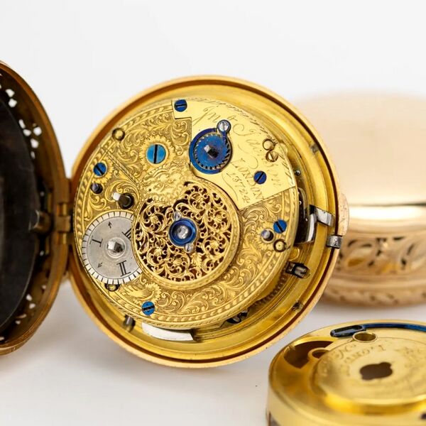 Datei:John Jackson, Londoner Doppelgehäuse-Taschenuhr mit Viertelstundenrepetition ca. 1814 (7).jpg
