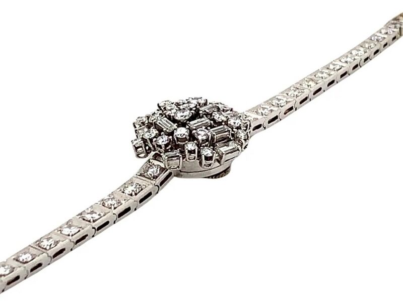 Datei:Vacheron Constantin, Juwelenarmbanduhr mit einem Diamantbesatz, ca. 1970 (02).jpg