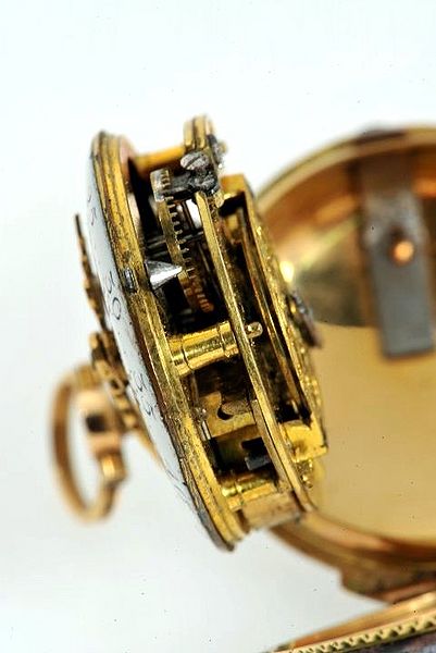 Datei:Louis Waltrin à Paris pocket watch movement site.jpg