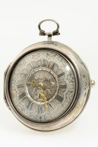 Datei:J. P. Kruse Amsterdam Silberne Taschenuhr ca. 1740 (1).jpg