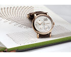 Der Traum von den besten Uhren der Welt und seine Erfüllung: die neue LANGE 1 in Rotgold auf Ferdinand Adolph Langes Skizzen- und Wanderbuch von 1837