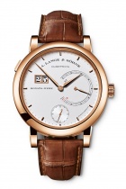 The new LANGE 31 in a pink-gold case
