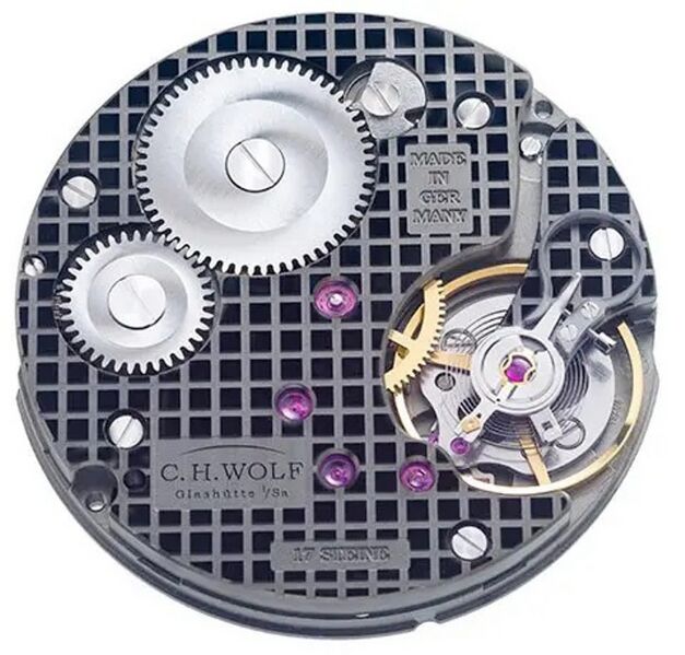 Datei:C. H. Wolf Kaliber Alpha CHW 302.jpg