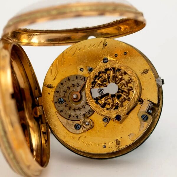 Datei:Philippe Terrot Spindeltaschenuhr à quatre couleurs, ca. 1800 (5).jpg