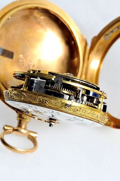 Datei:Huau St. Amant à Paris pocketwatch movement site.jpg