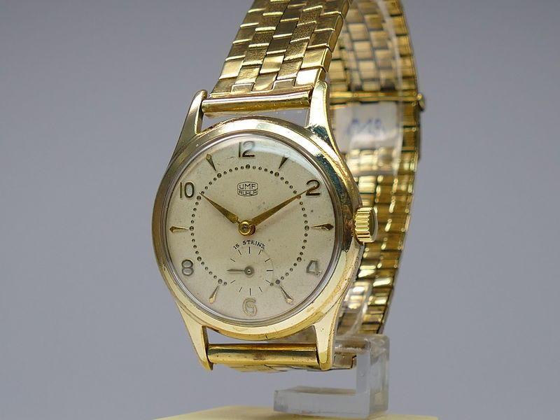 Datei:UMF Herrenarmbanduhr mit UMF 29-80 N335.jpg