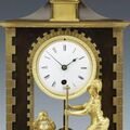 Französische Empire Pendule, Jean-Louis Rouvière, ländliche Szene vor einem Stadttor um 1805 (2).jpg