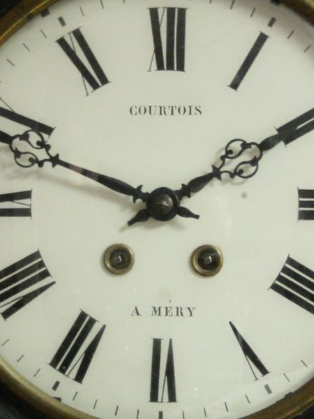 Datei:Oeil de boeuf, Courtois à Méry (2).jpg