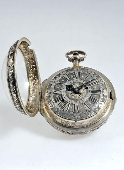 Datei:Johann Henner Würtzburg Kutschenuhr 1740 (2).jpg