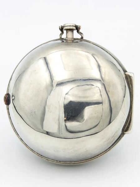 Datei:Thomas Swetman, Spindeltaschenuhr mit Datum und Scheinpendel ca. 1750 (2).jpg
