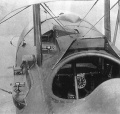 Cockpit Nieuport 28 mit Jaeger Tachometer.jpg