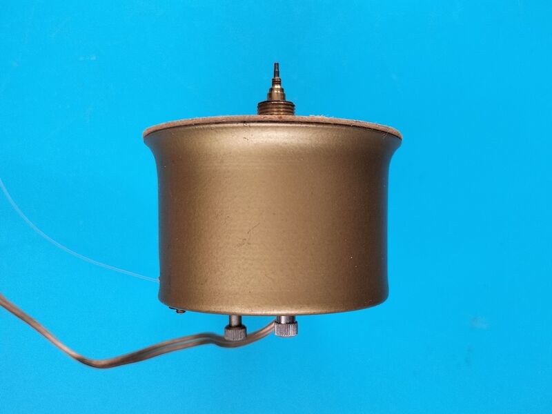 Datei:Palmtag Synchronuhrwerk 220 Volt (1).jpg