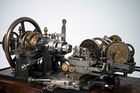 Guillochiermaschine aus dem Jahr 1898.