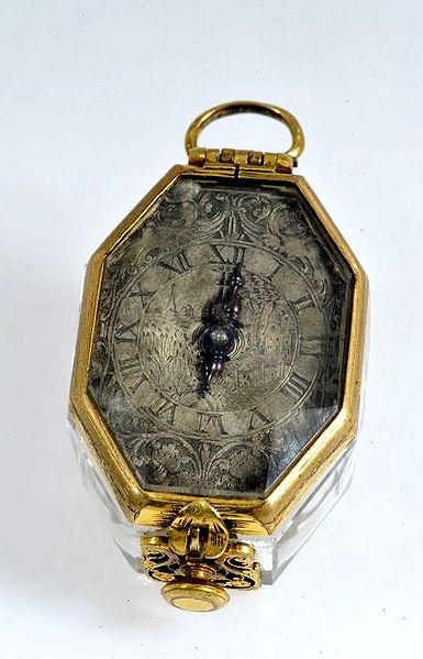Datei:John Kendal London octagonal neck watch.jpg