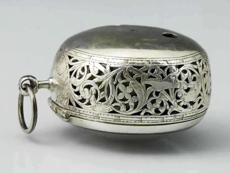 Datei:Peter Zolling Hamburg Einzeiger Silber Spindeluhr mit Alarm ca. 1690 (07).jpg