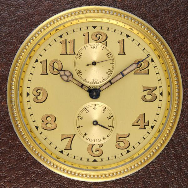 Datei:Longines 8 Day Travelling Clock with up-down Dial circa 1910 (2).jpg