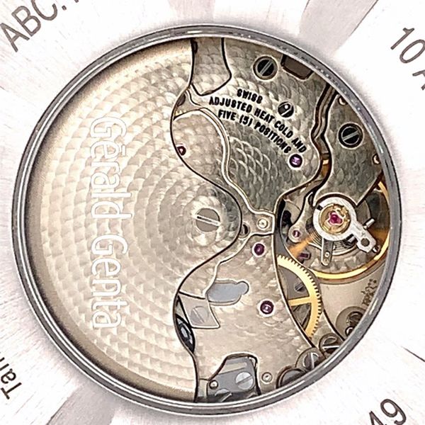 Datei:Gérald Genta Arena Chrono Quattro , circa 2011 (11).jpg
