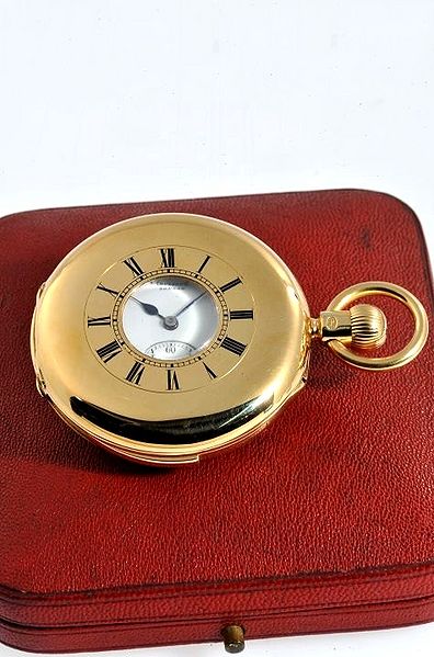 Datei:Dent Chronometer Maker to the Queen pocket watch case front.jpg