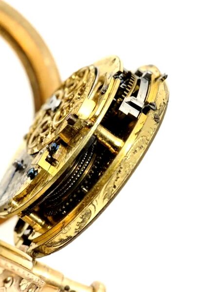 Datei:DuCloux à Gèneve, Spindeltaschenuhr mit Viertelstundenrepetition, circa 1780 (3).jpg