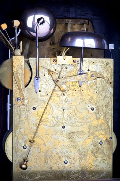 Datei:Stephen Rimbault, London, Bracket Clock, circa 1770 (7).jpg