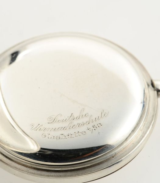 Datei:DUS Engers, Karl Schuluhr No. 1718 55 mm 1906 (3).jpg