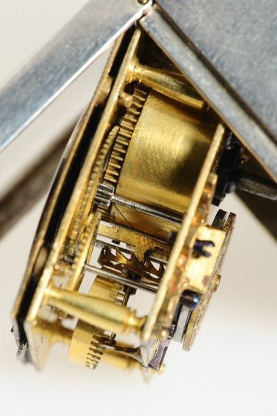 Datei:Nicolas Gribelin à Paris, rechteckige Spindeltaschenuhr, circa 1685 (3).jpg