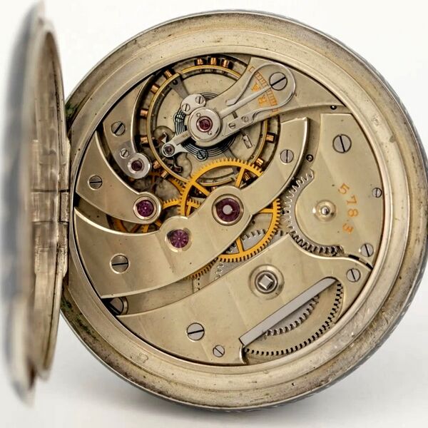 Datei:Ecole d'Horlogerie Le Sentier Schul-Taschenuhr im Niello-Silbergehäuse ca. 1920 (6).jpg