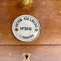 Victor Kullberg Schiffschronometer mit 56h Gangreserveanzeige und Sekundenkontakt No 366 ca. 1860 (05).jpg