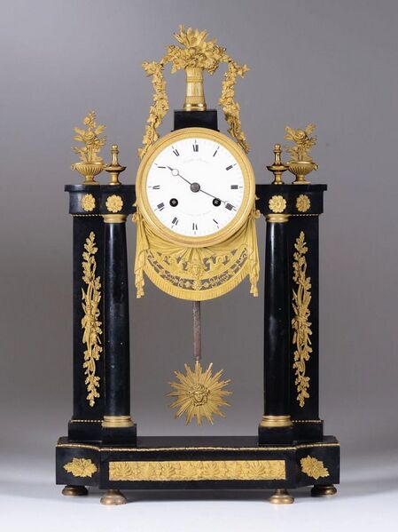 Datei:Bazault à Chartres, Pendule ca. 1835 (1).jpg