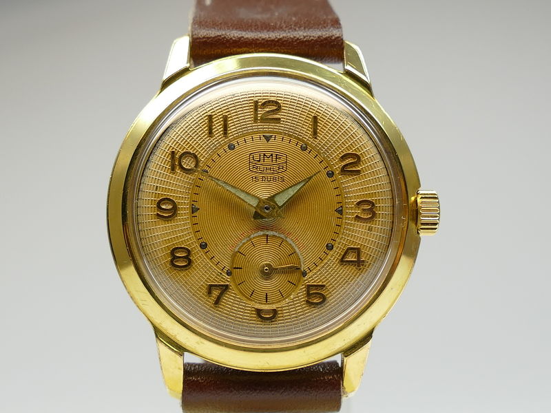 Datei:UMF Herrenarmbanduhr mit UMF 29-11 A505.jpg