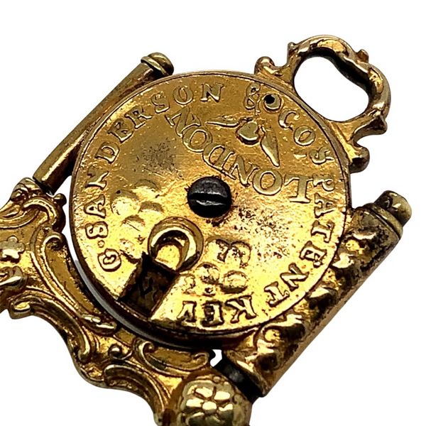 Datei:George Sanderson & Co, Kurbel-Uhrenschlüssel (5).jpg