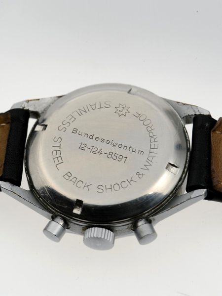Datei:Junghans, Werk Nr. 8602, Cal. 88, circa 1960 (4).jpg