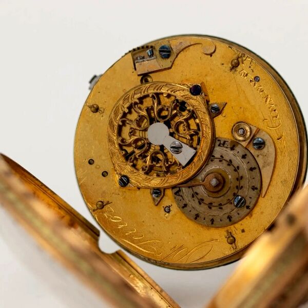 Datei:Philippe Terrot Spindeltaschenuhr à quatre couleurs, ca. 1800 (6).jpg