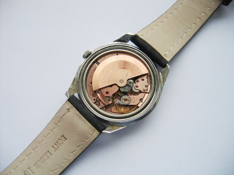 Datei:Relide Herrenarmbanduhr Automatic AS 1673 (2).jpg