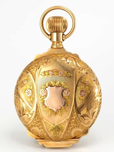 Datei:Elgin National Watch Co, Savonnette im Box Hinge- Prunkgehäuse à trois couleurs ca. 1890 (2).jpg