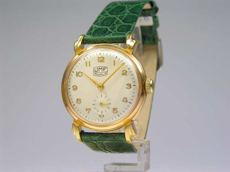 Datei:UMF Herrenarmbanduhr mit UMF 29-80 N646.jpg