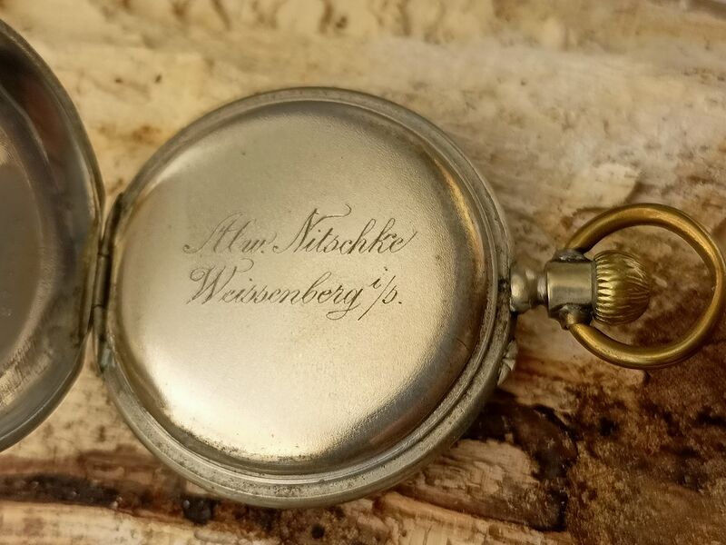 Datei:1771186468565-Minerva Staubdeckel.jpg