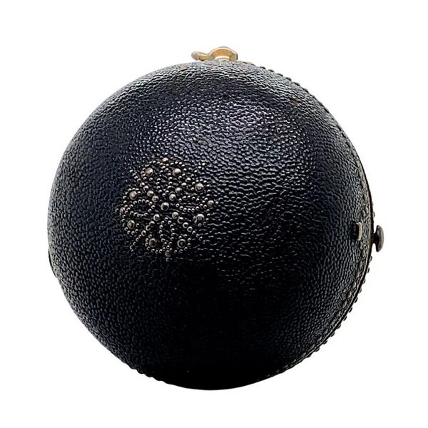 Datei:Balthasar Favre á Saint-Jean, einzeigrige Genfer Spindeltaschenuhr mit Stundenselbstschlag ca. 1690 (10).jpg