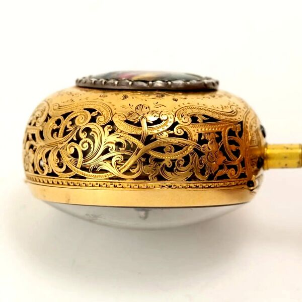 Datei:Benjamin Sidey, Londoner Achat -Spindeltaschenuhr mit Viertelstundenrepetition und polychromem Emailmedaillon ca. 1750 (09).jpg