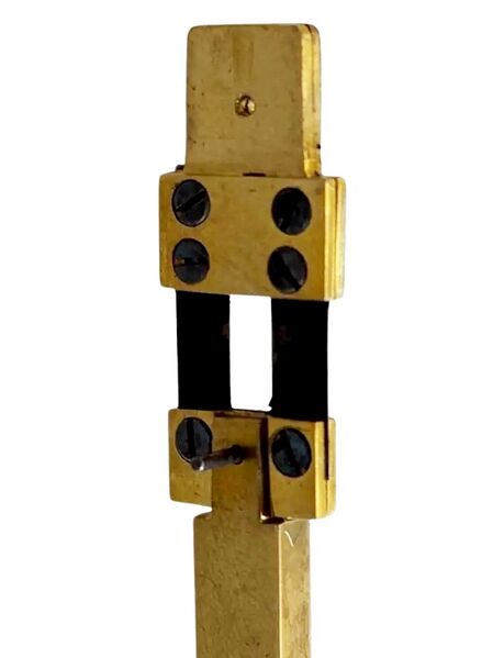 Datei:J. F. Richter in Görlitz - Johann Heinrich Seyffert in Dresden Bodenstanduhr, ca. 1800 - 1825 (17).jpg