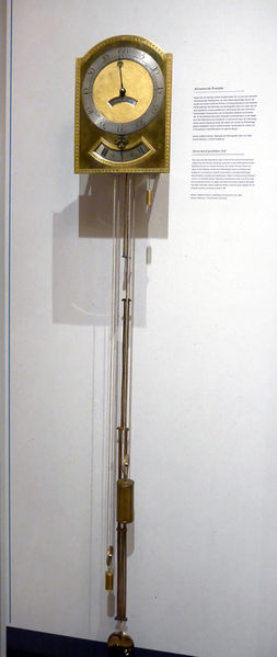 Datei:Johann Gottfried Zimmer Astronomische Pendeluhr 1.JPG
