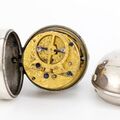 Daniel Cunstable Außergewöhnliche Spindeltaschenuhr mit Scheinpendel, ca. 1705 (6).jpg