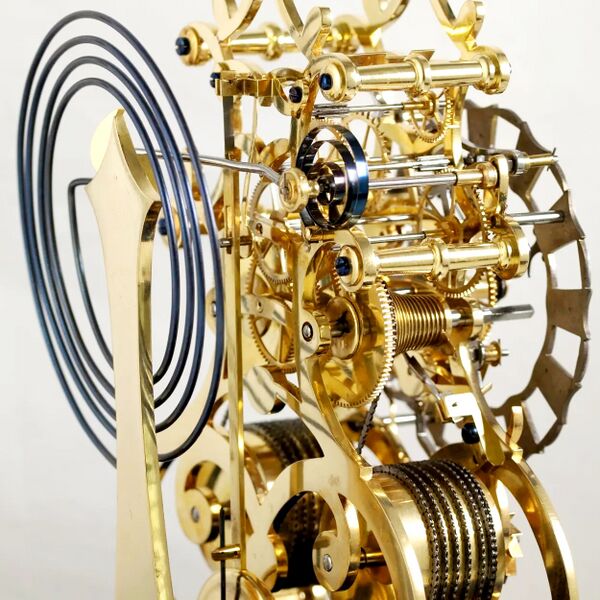 Datei:Beale, Fairford, viktorianische Skelettuhr mit Stundenschlagwerk, ca. 1850 (8).jpg