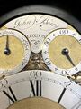 John Berry, Bracket Clock mit Viertelstunden-Stundenrepetition, Stundenselbstsschlag und Datum, ca. 1750 (07).jpg