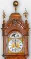 Amsterdamer Bodenstanduhr, Harfenuhr, Jan Heijer, mit Mond, Wochentag und Datumanzeige.jpg