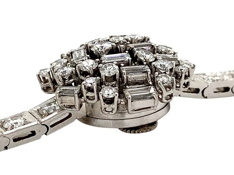Datei:Vacheron Constantin, Juwelenarmbanduhr mit einem Diamantbesatz, ca. 1970 (06).jpg